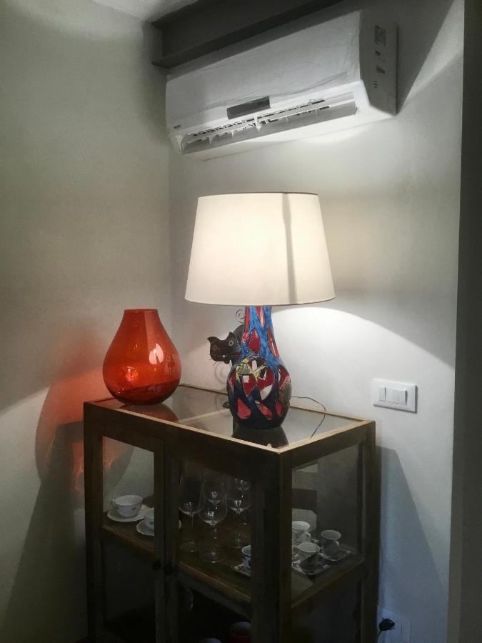 Torre Guinigi Luxury Loft Nel Centro Storico Di Lucca Apartment Exterior photo